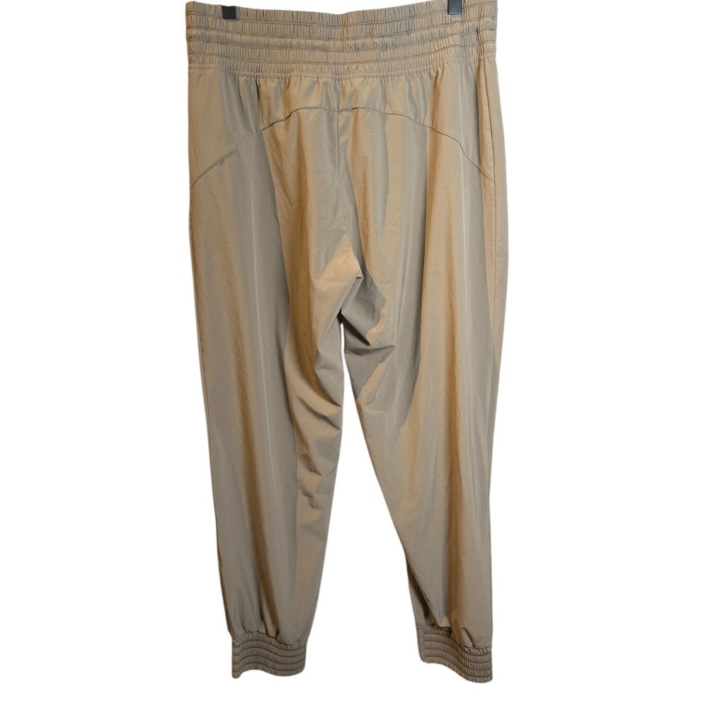 Athleta Camden Jogger Pants Tan 10 Zip Pocket Elastic Waist Travel Athleisure - Picture 4 of 11